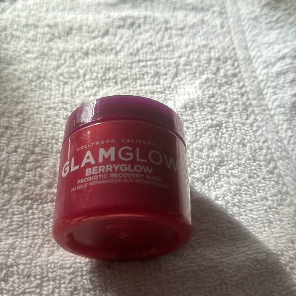 Glamglow Berryglow Probiotic Recovery Mask